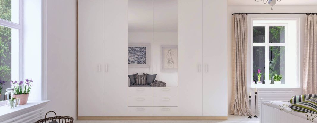Kleiderschrank in Weiß hochglänzend und Buche, 150-159 cm, mit Spiegeltüren